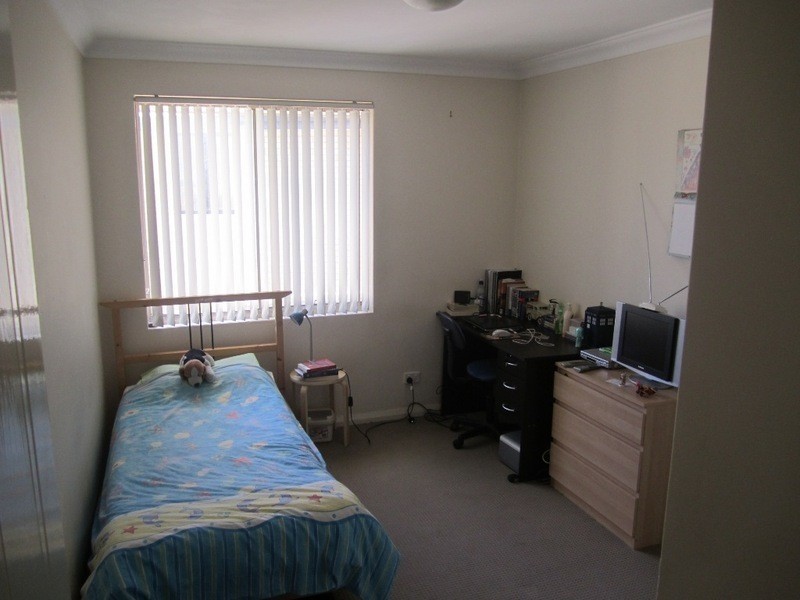 2/5 Primula Close, Murdoch WA 6150