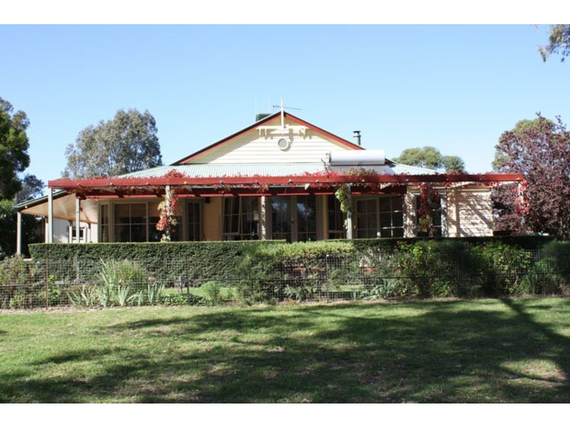 100 Balpool Rd, Swan Hill VIC 3585