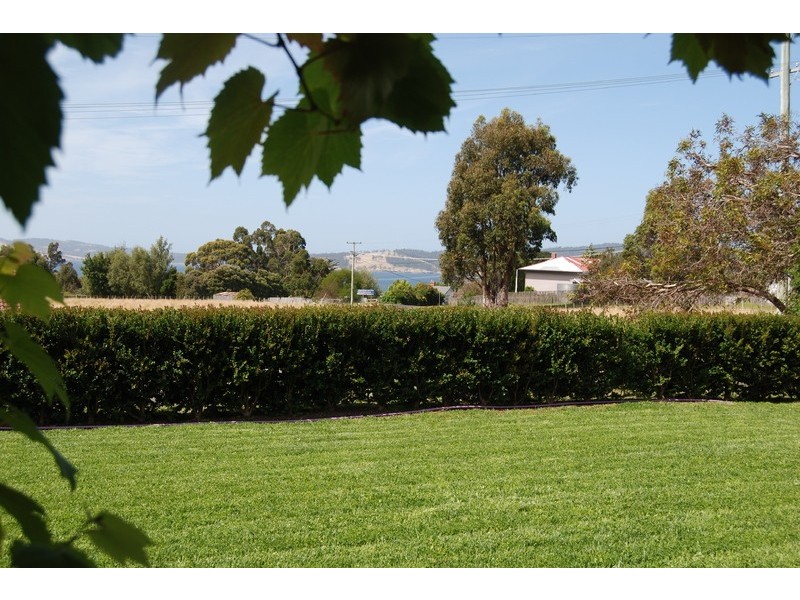 3 Perrys Rd, Woodbridge TAS 7162
