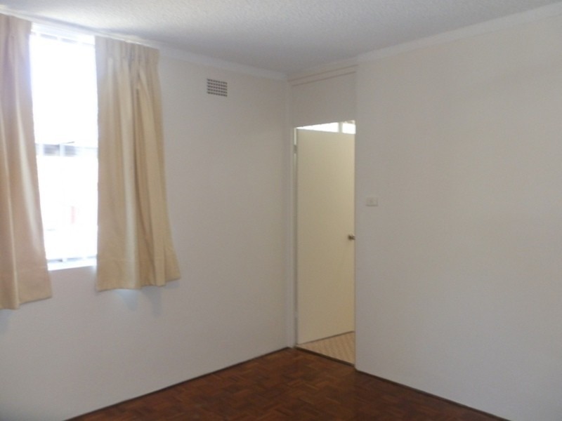 1/15 Macquaire Terrace, Balmain NSW 2041