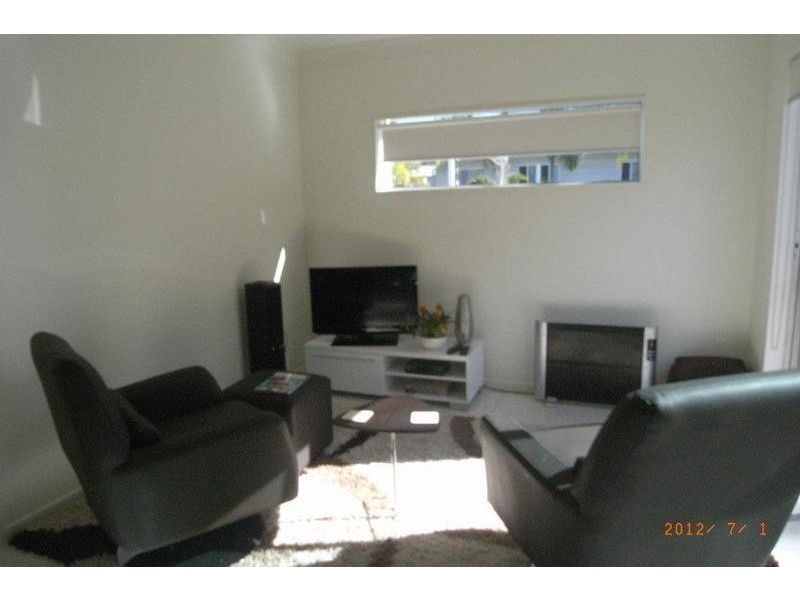 220 Oaka Street, South Gladstone QLD 4680