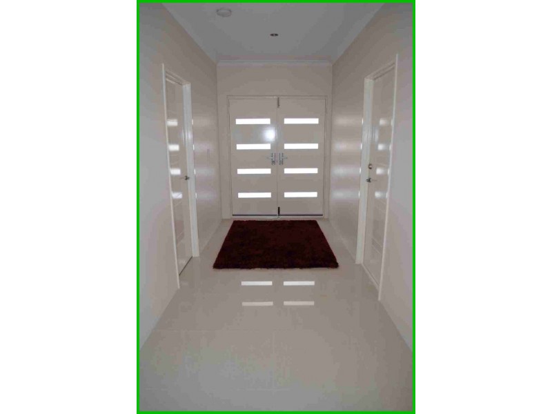 16 Scottsdale Turn, Meadow Springs WA 6210