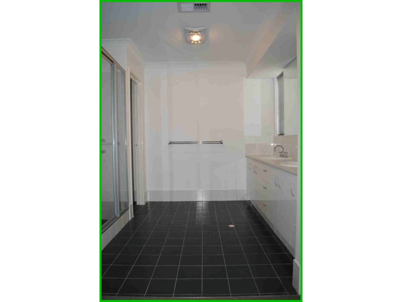 16 Scottsdale Turn, Meadow Springs WA 6210