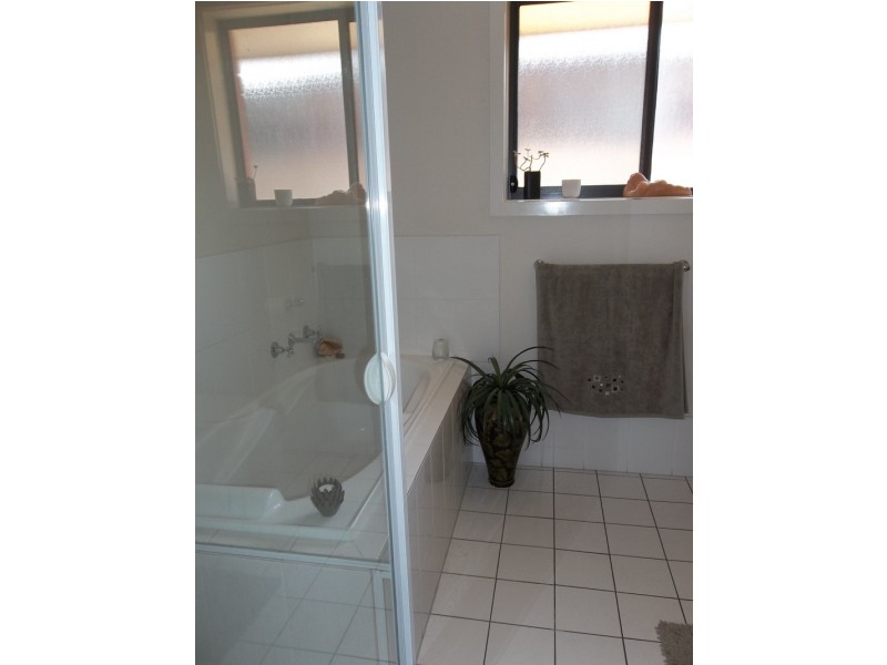 27 Banff Street, Burton SA 5110