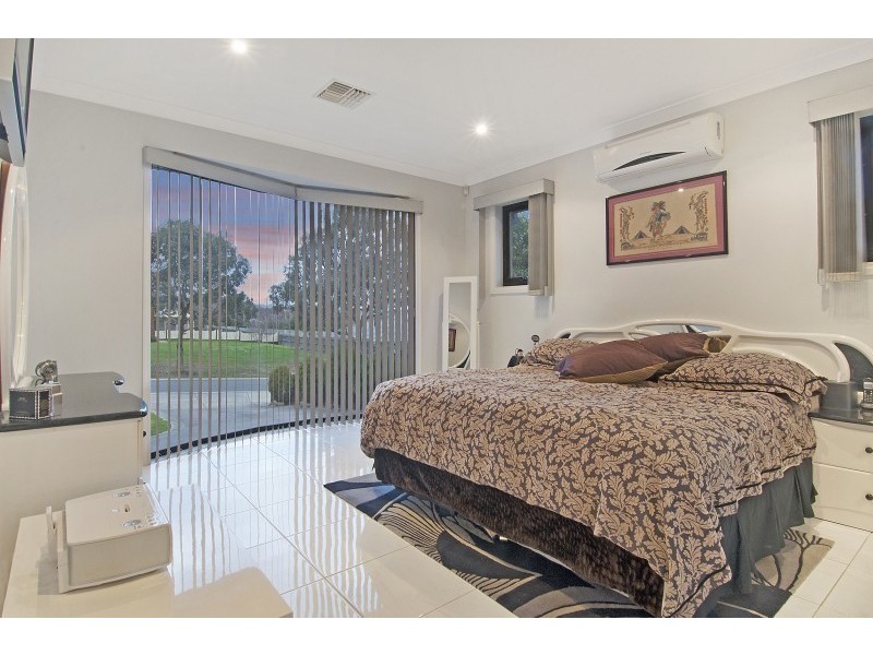 33 – 34  Rockman Court, Narre Warren North VIC 3804