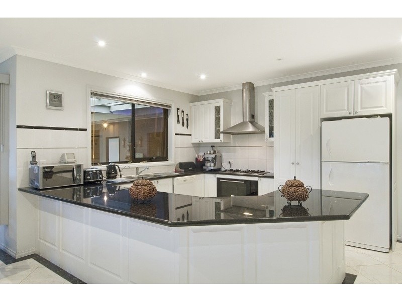 33 – 34  Rockman Court, Narre Warren North VIC 3804