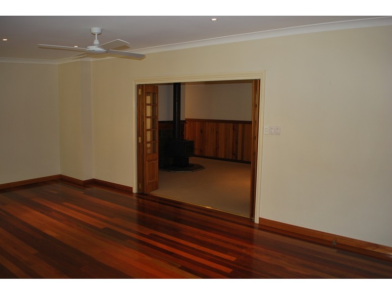 5 Whittings Road, Guanaba QLD 4210