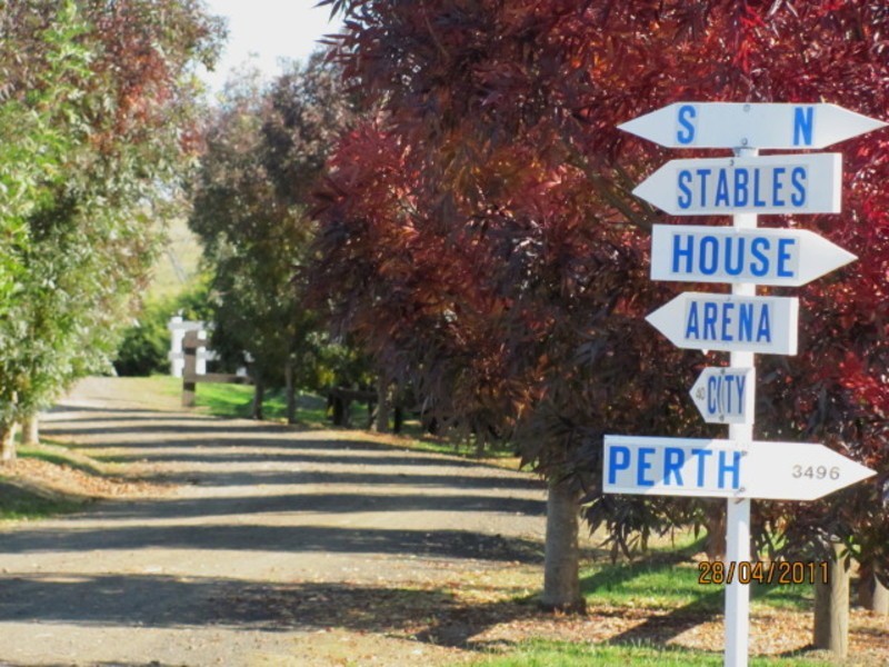 35 Minchins Road, Arthurs Creek VIC 3099