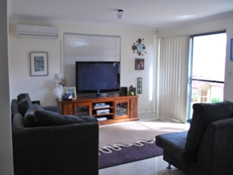 7 Higgs Court, Brookdale WA 6112