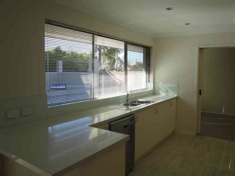 92 Woodhall St, Stirling WA 6021