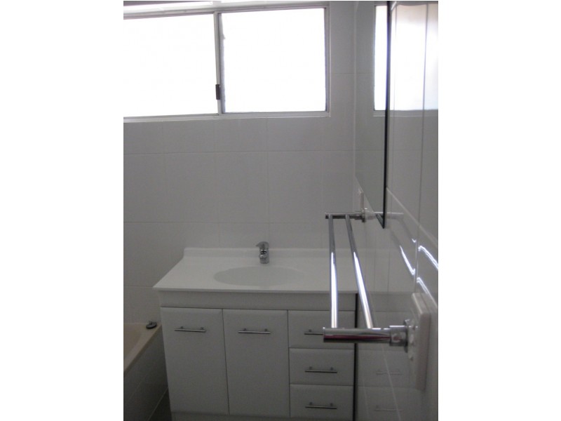 82 Glenhelen Road, Morphett Vale SA 5162