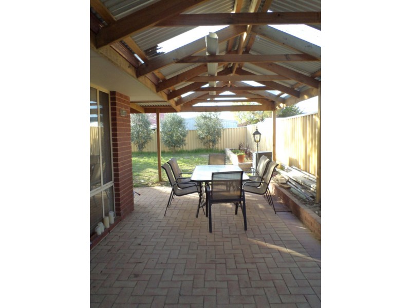 4 Shoalhaven Place, Waikiki WA 6169