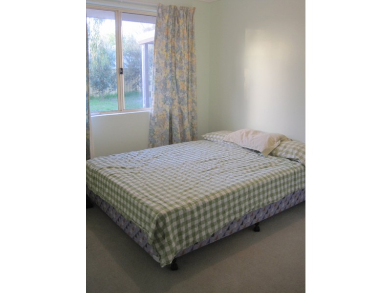 4 Shoalhaven Place, Waikiki WA 6169