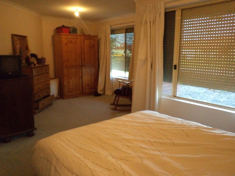 4 Shoalhaven Place, Waikiki WA 6169