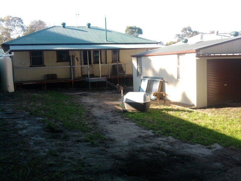 14  Edinburgh st, Raymond Terrace NSW 2324