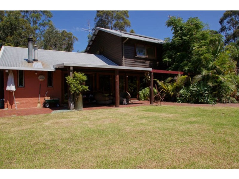 133 Oaklands Lane, Lochiel NSW 2549