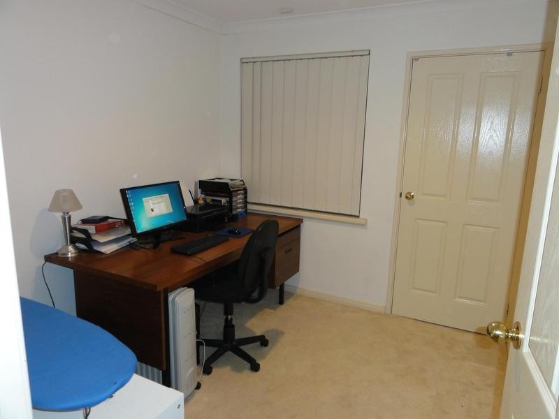 2/21 Quondong Street, Nollamara WA 6061