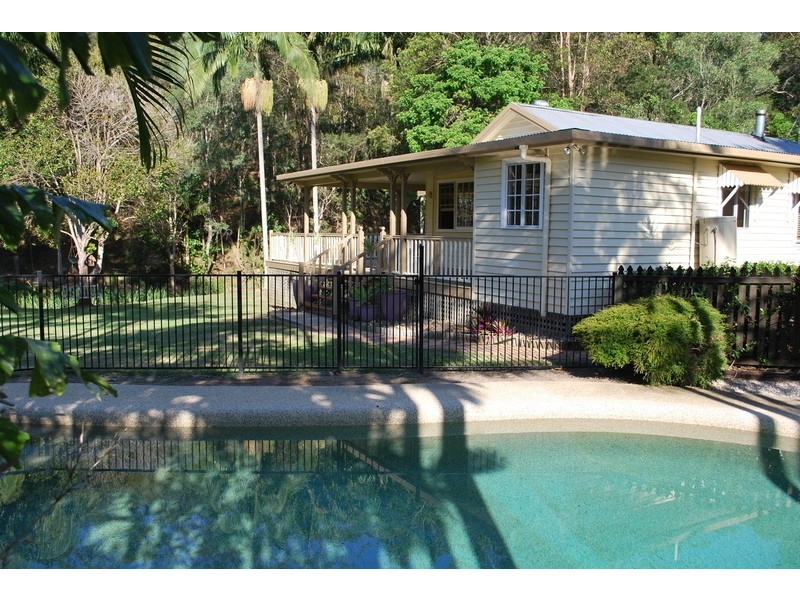 5 Whittings Road, Guanaba QLD 4210