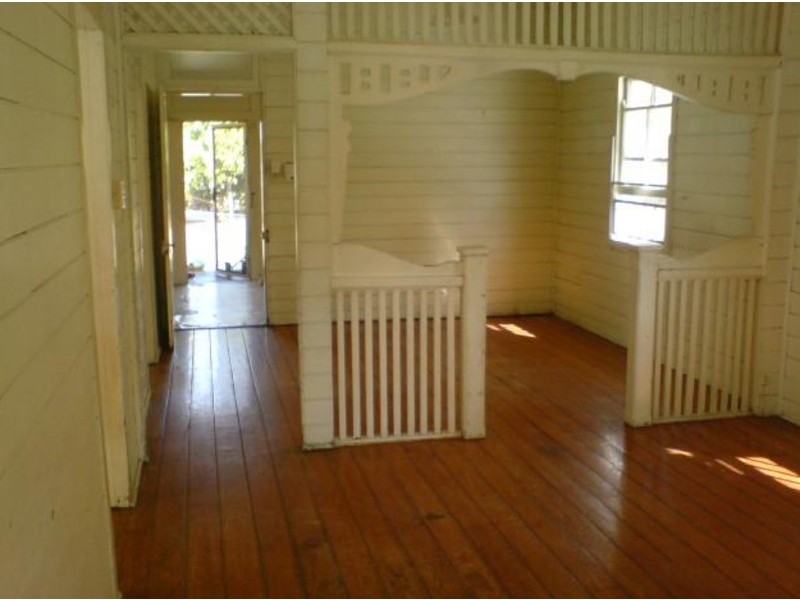 115  DERBY ST, Allenstown QLD 4700