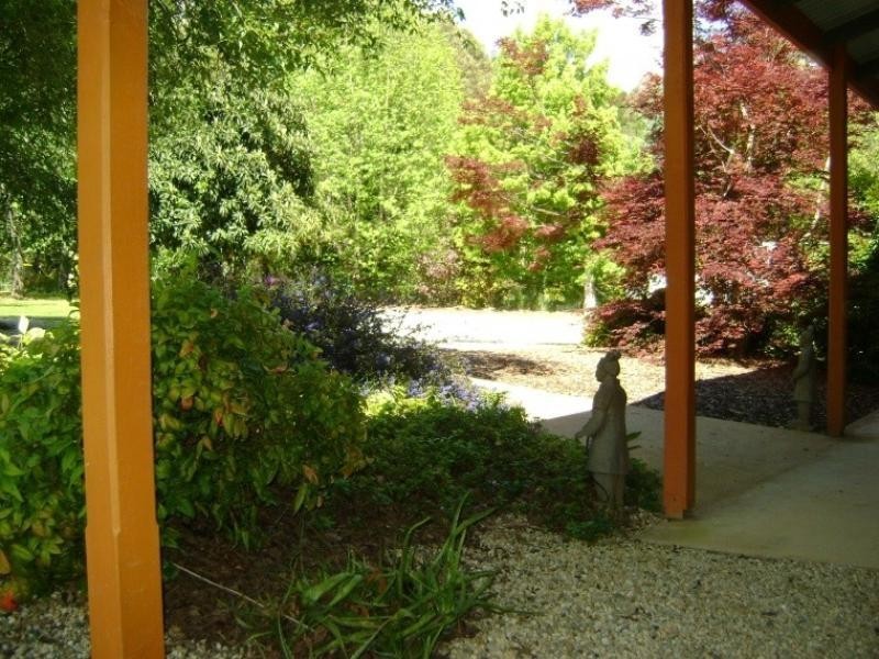 7103 Great Alpine Road Porepunkah, Bright VIC 3741