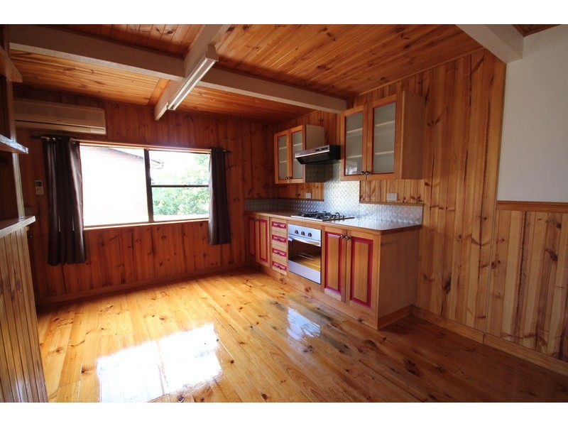 1369-1371  Halls Gap – Ararat Road, Moyston VIC 3377