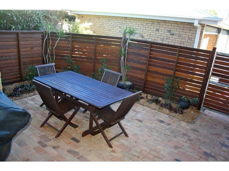 1/30  Jenner street, Nundah QLD 4012