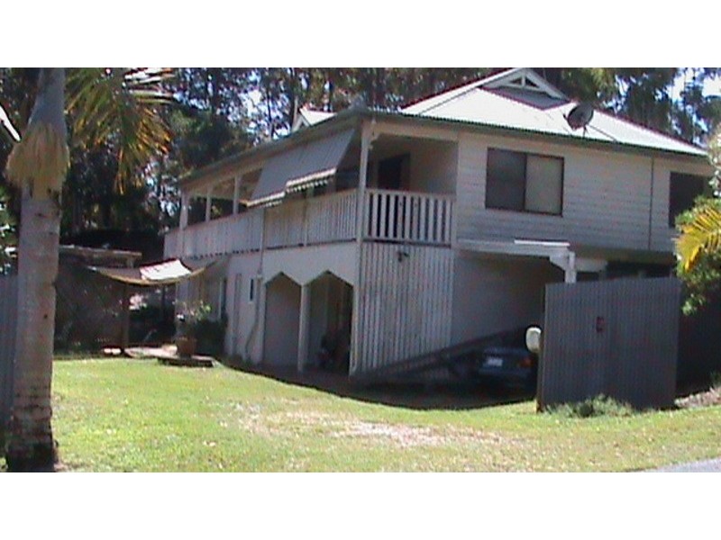 14 Charles st, Cooran QLD 4569