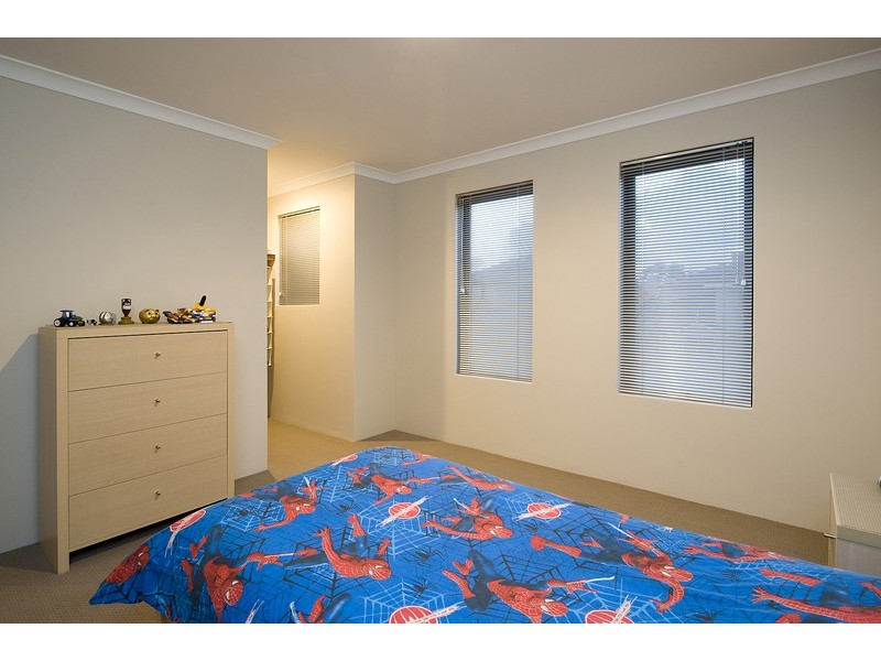 15 Sedgeland Way, Ascot WA 6104