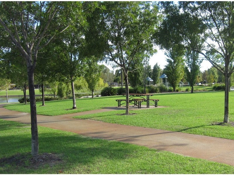 23 Wexcombe Way, Aveley WA 6069