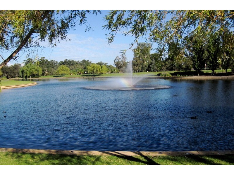 23 Wexcombe Way, Aveley WA 6069