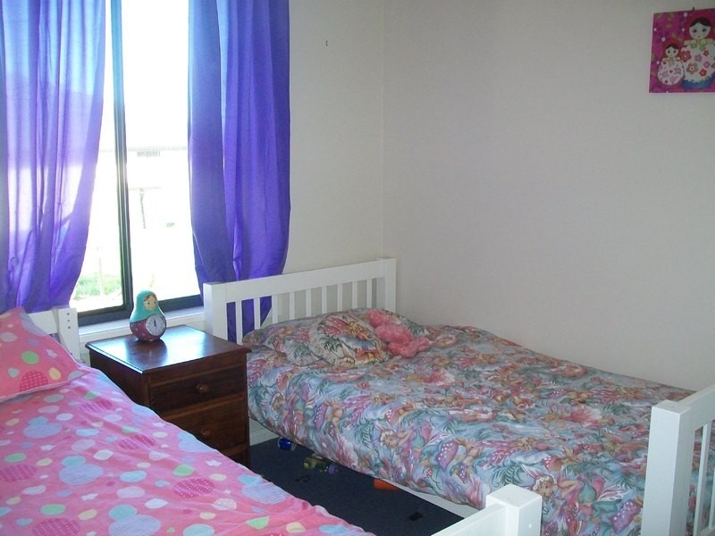 16 Johnston Cres, Blayney NSW 2799