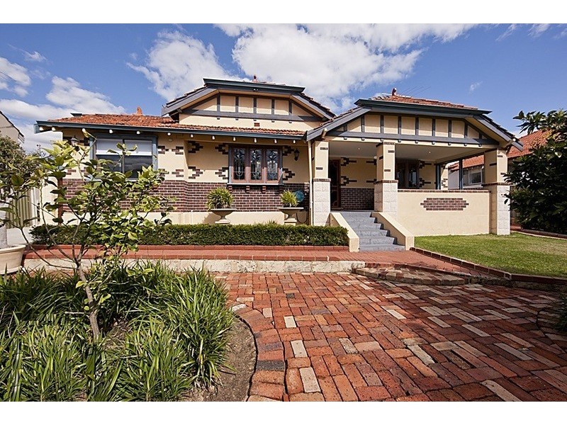 89 View Terrace, Bicton WA 6157