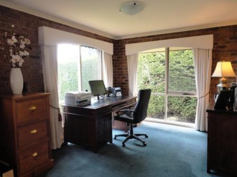 2  Viewpoint Drive, Chirnside Park VIC 3116