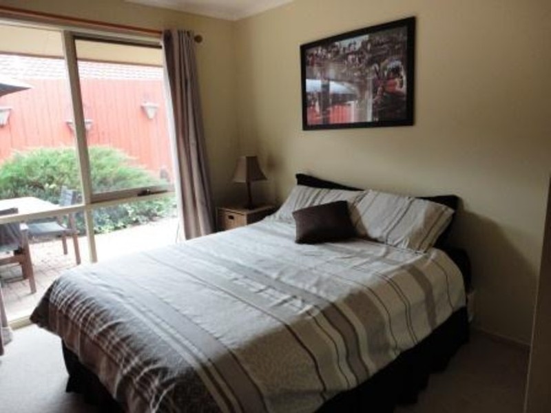 2  Viewpoint Drive, Chirnside Park VIC 3116