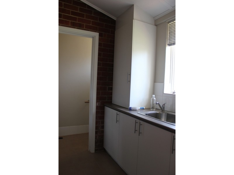 4 Strathearn Road, Forrestfield WA 6058