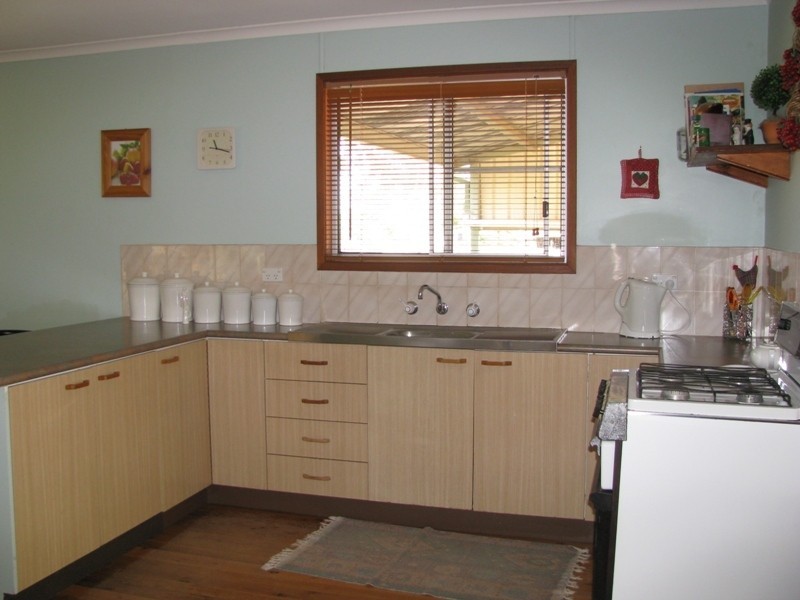 19 Logan Street, Coolamon NSW 2701