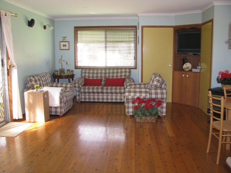 19 Logan Street, Coolamon NSW 2701