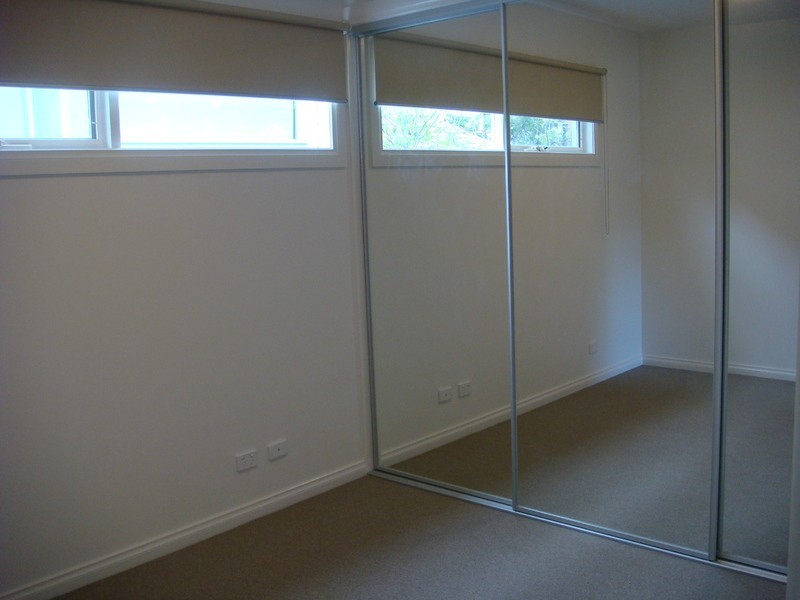 17A/Beach Avenue, Elwood VIC 3184