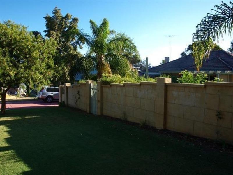 71 Louise St, Nedlands WA 6009