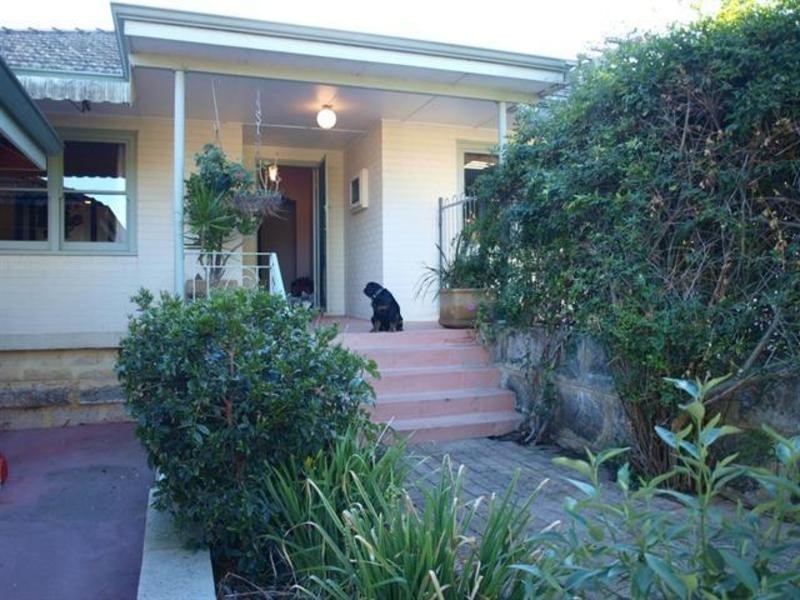 71 Louise St, Nedlands WA 6009