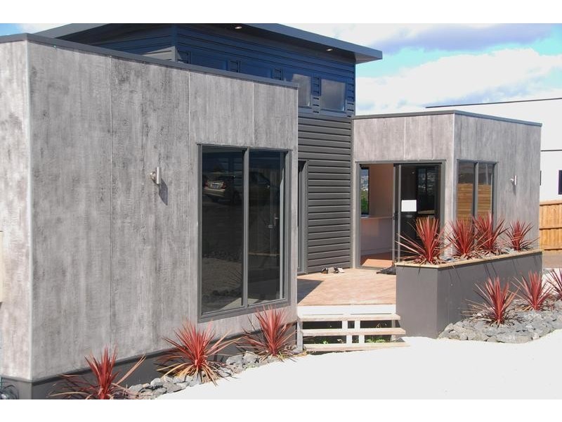 16 Rachel Crescent, Old Beach TAS 7017