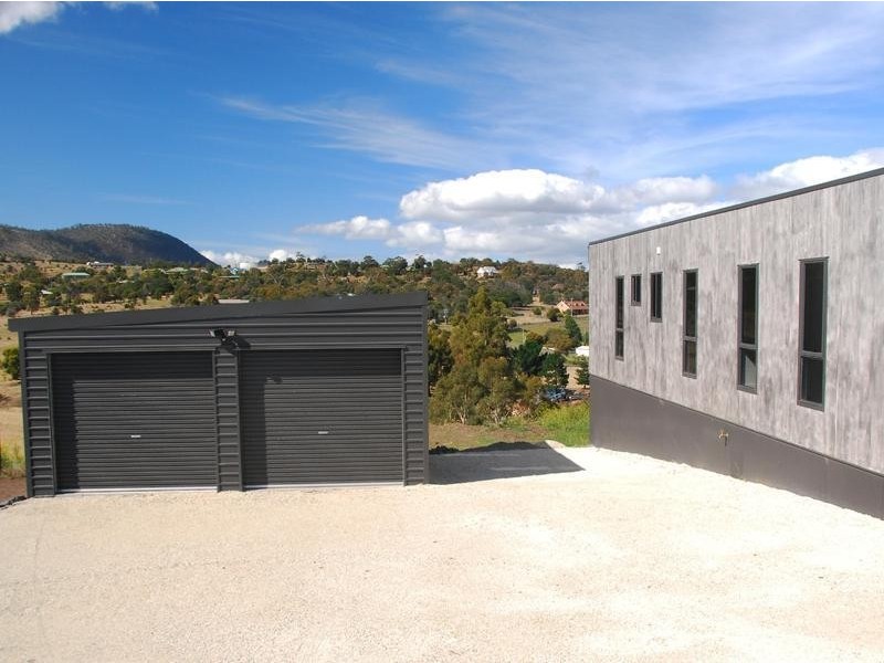 16 Rachel Crescent, Old Beach TAS 7017