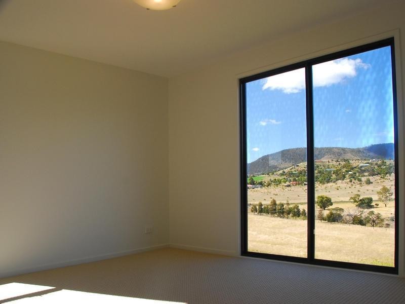 16 Rachel Crescent, Old Beach TAS 7017