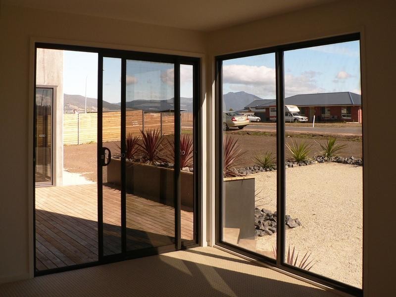 16 Rachel Crescent, Old Beach TAS 7017