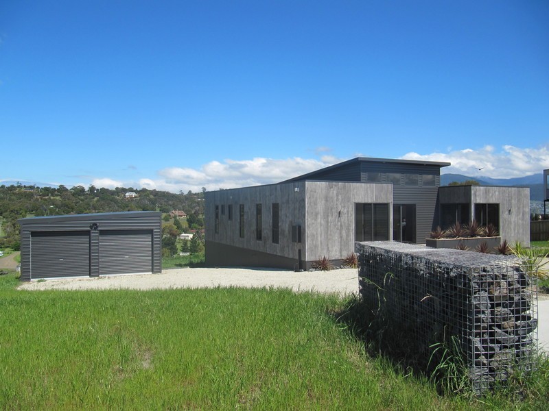 16 Rachel Crescent, Old Beach TAS 7017