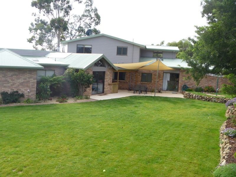 102 Burwood Drive, Blackmans Bay TAS 7052