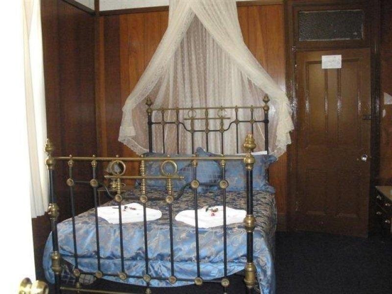 2 Smith St, Waratah TAS 7321