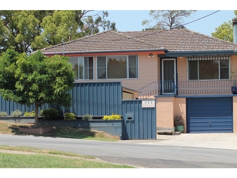 11 Mount Hall Road, Raymond Terrace NSW 2324