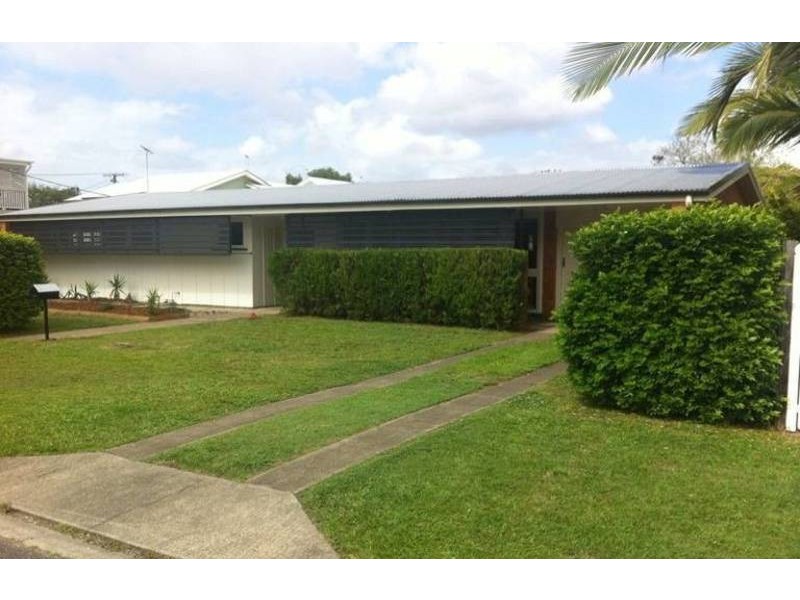 2 Horton Street, Wooloowin QLD 4030