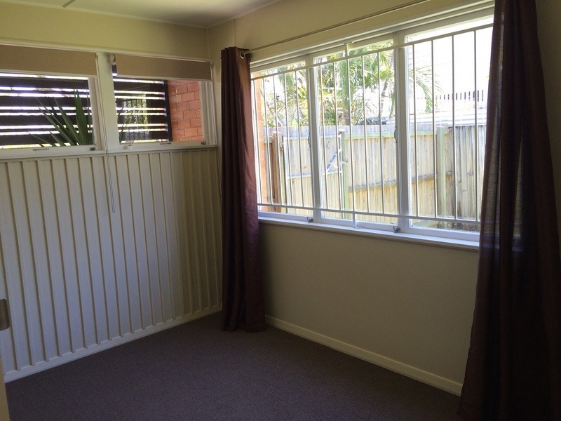 2 Horton Street, Wooloowin QLD 4030